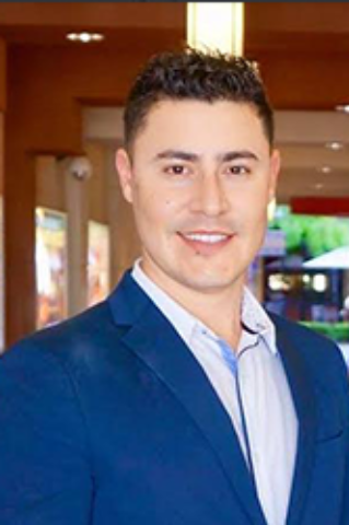 Your Local Mortgage Loan Officer Hard At Work, Mauricio Fierro, Glendale, AZ