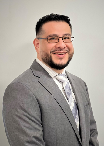Your Local Mortgage Loan Officer Hard At Work, Victor Carrillo, Schaumburg, IL