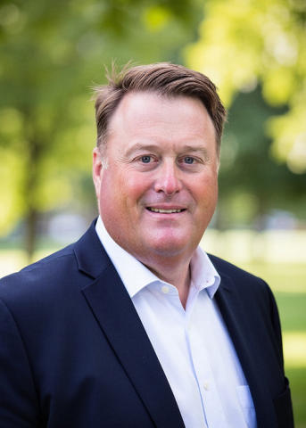 Your Local Mortgage Lender Hard At Work, Gary Abramson, Clackamas, OR