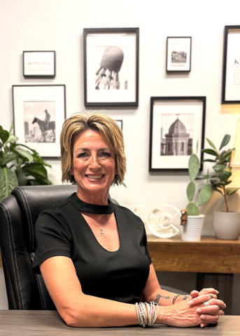 Your Local Mortgage Lender Hard At Work, Julie Franzeskos, Kearney, MO