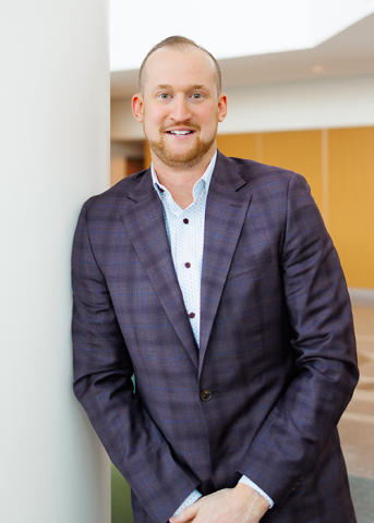 Your Local Mortgage Lender Hard At Work, Oliver White, Eden Prairie, MN