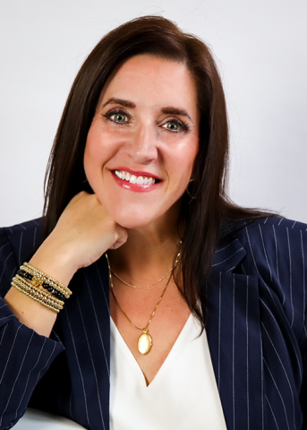 Your Local Mortgage Lender Hard At Work, Tracey Radinovic, Overland Park, KS